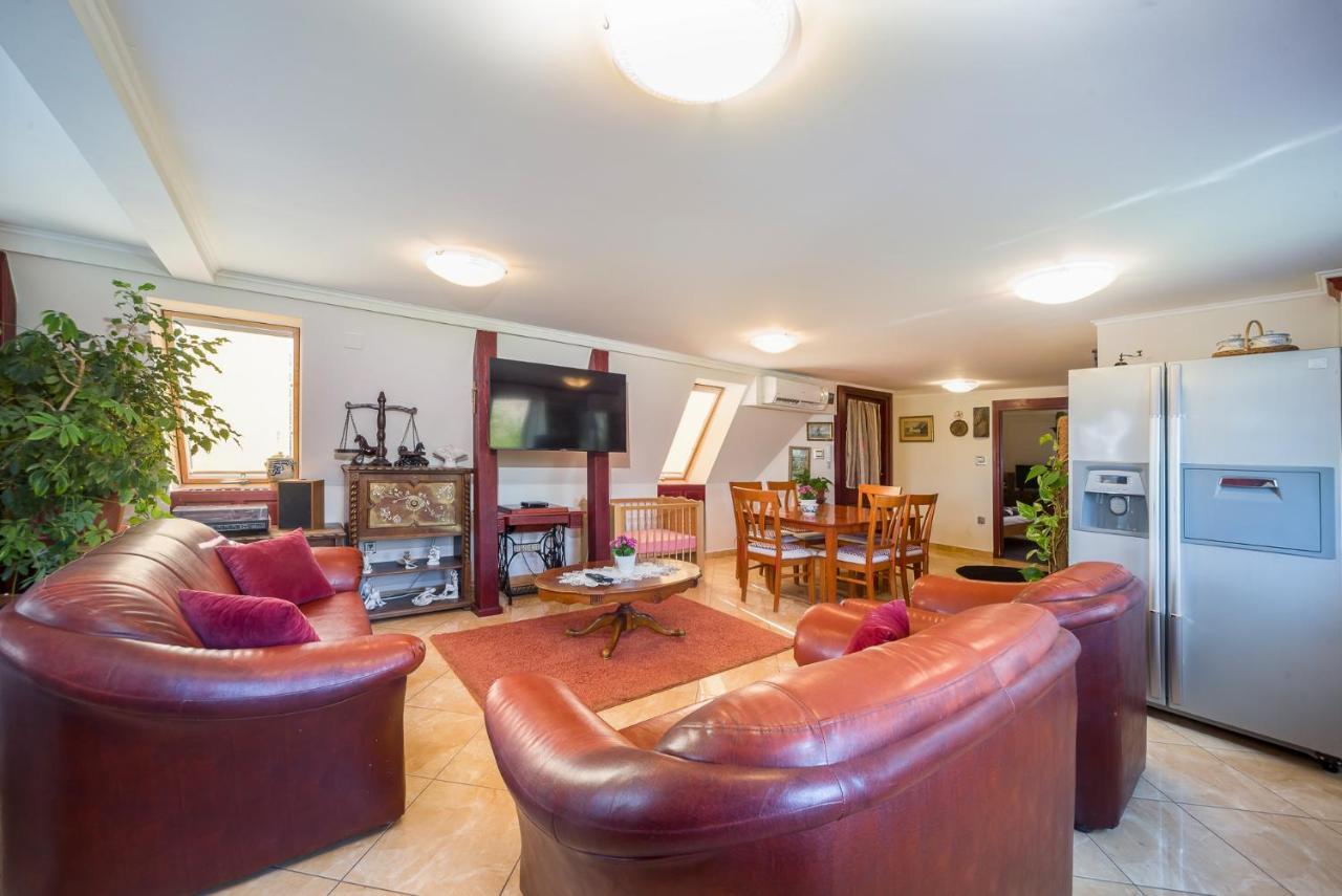 Tamás Apartman Balatonföldvár szívében- egész évben nyitva! Exterior foto