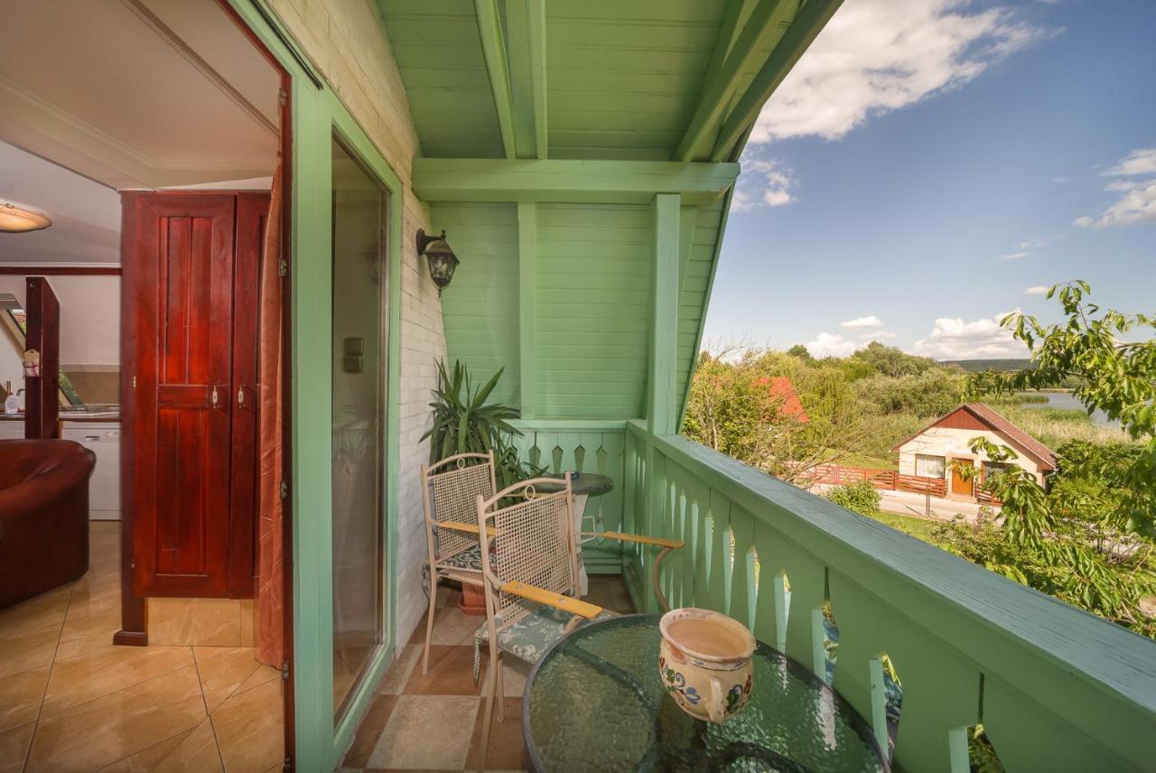 Tamás Apartman Balatonföldvár szívében- egész évben nyitva! Exterior foto
