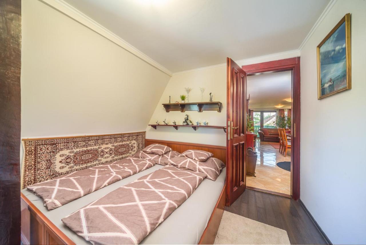 Tamás Apartman Balatonföldvár szívében- egész évben nyitva! Exterior foto